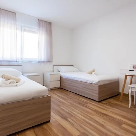 Fuer 6 Personen Ca 90 Qm In Milcetici, Kvarner Bucht Krk Appartement *